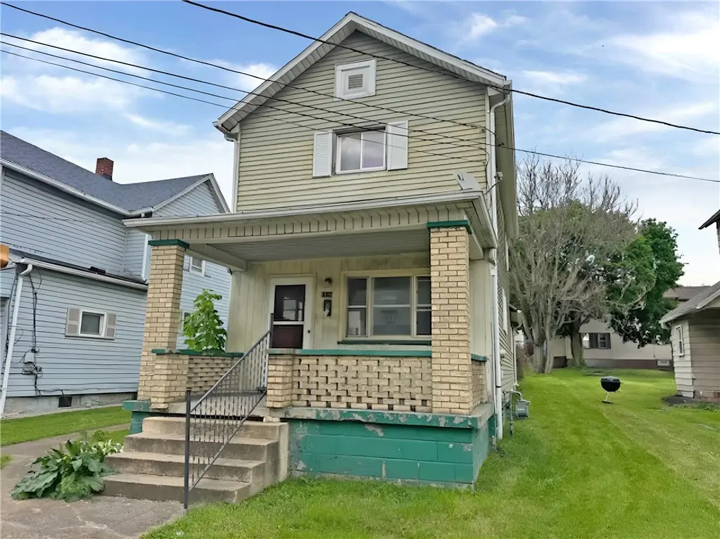 1111 Pollock Ave