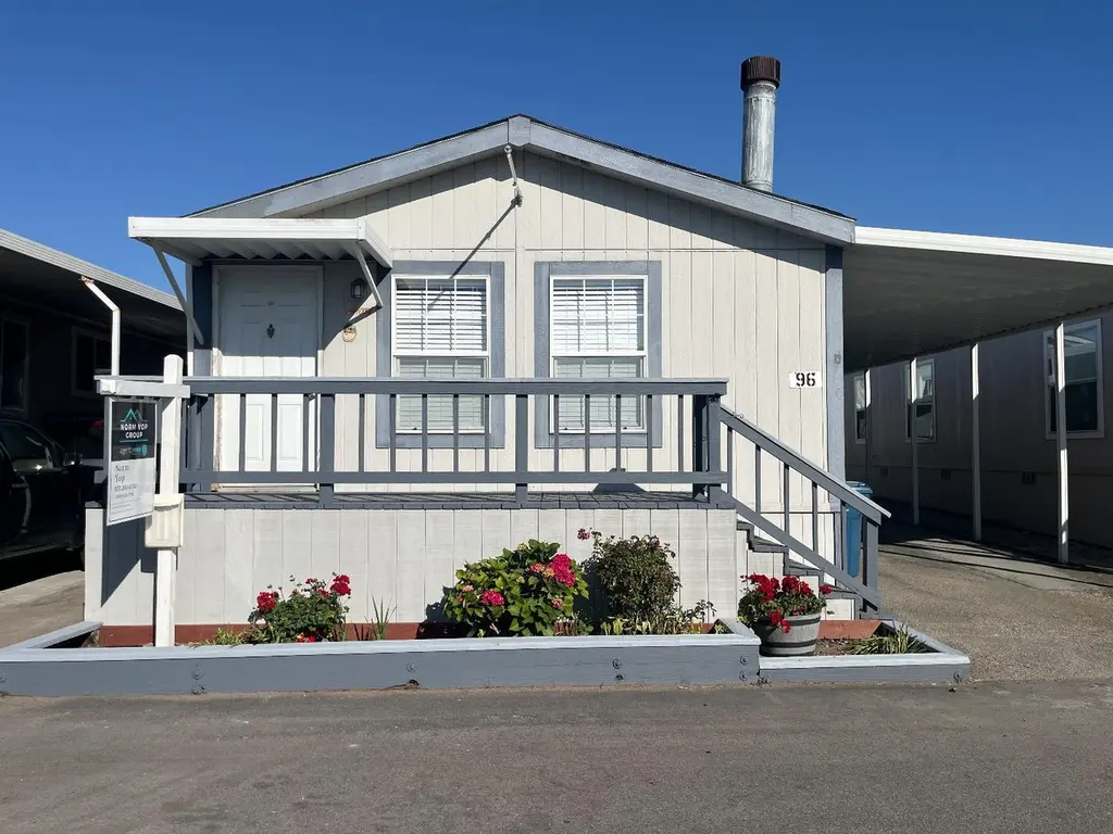 150 Kern St #96