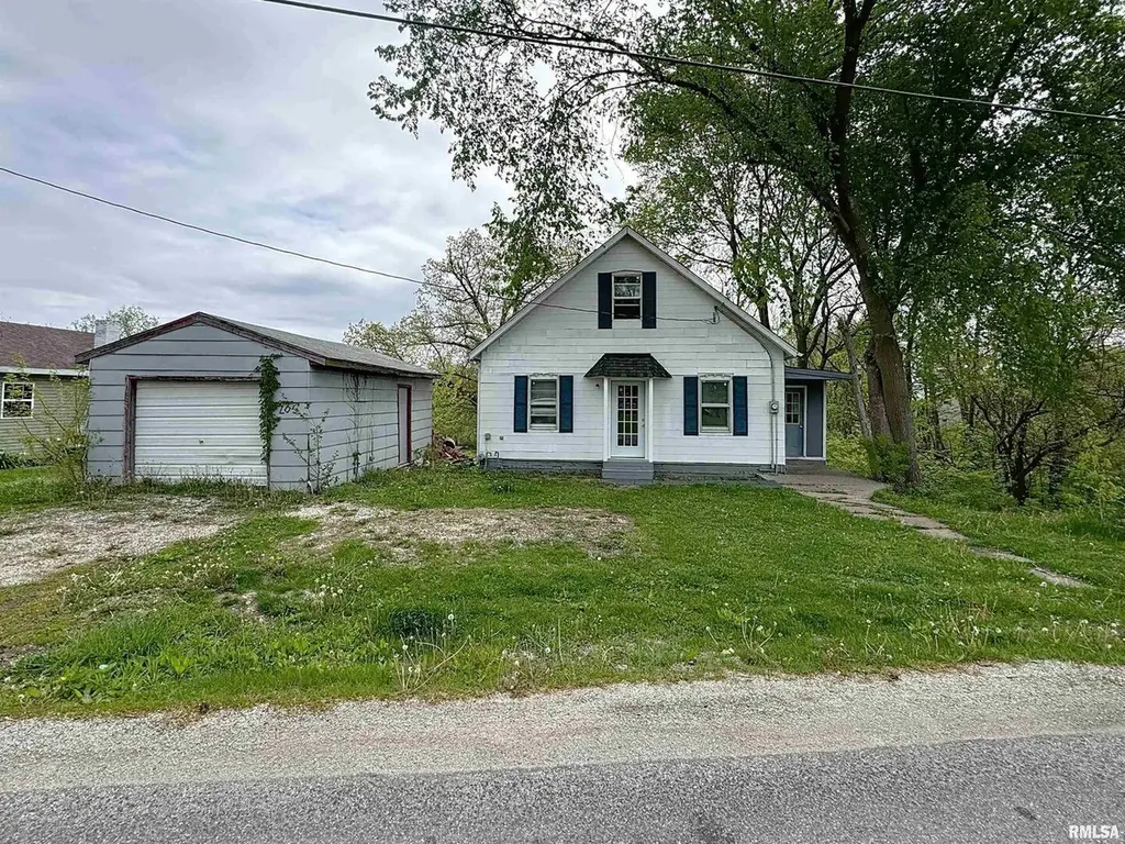 204 Main Ave