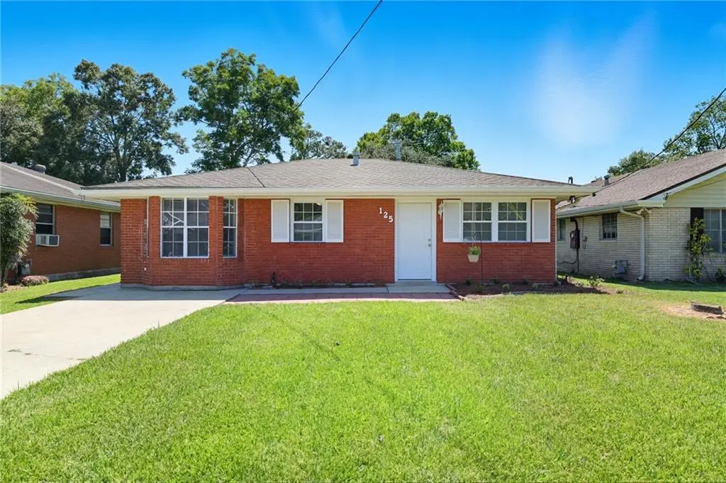125 Melvyn Dr
