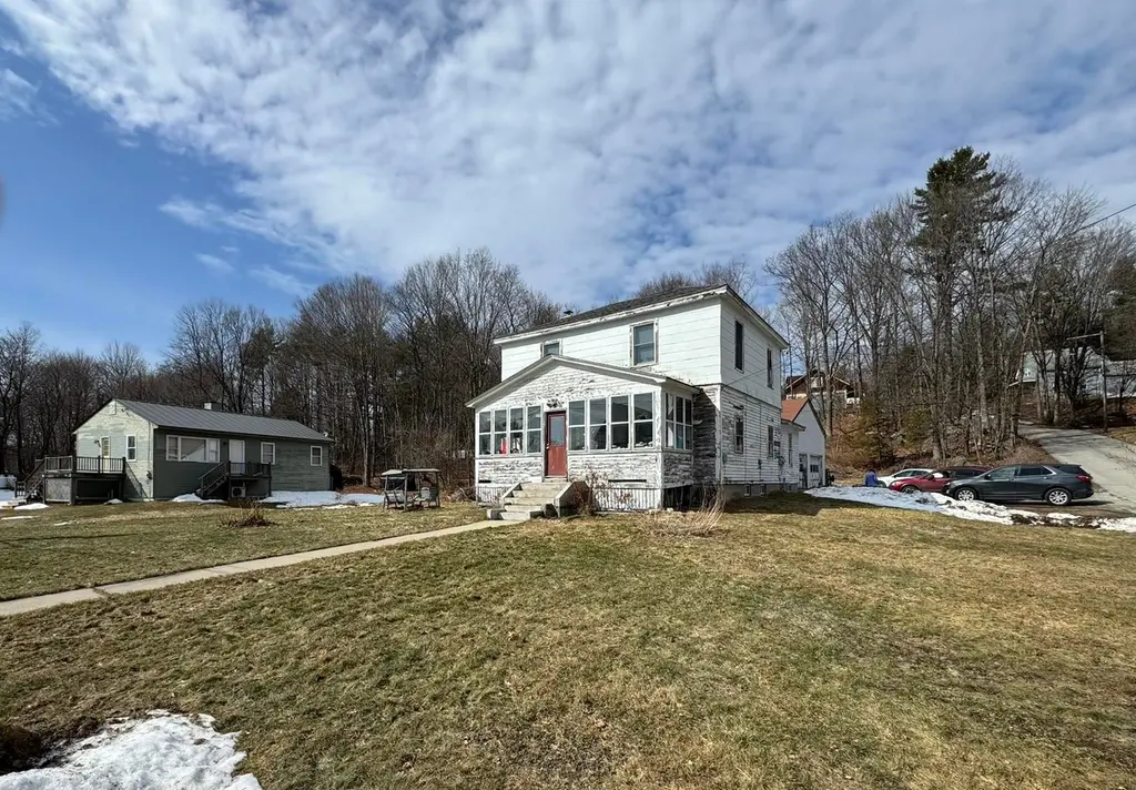 66 Winter St