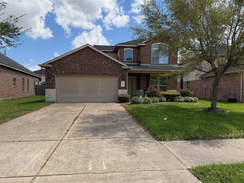 3127 Cambridge Falls Dr