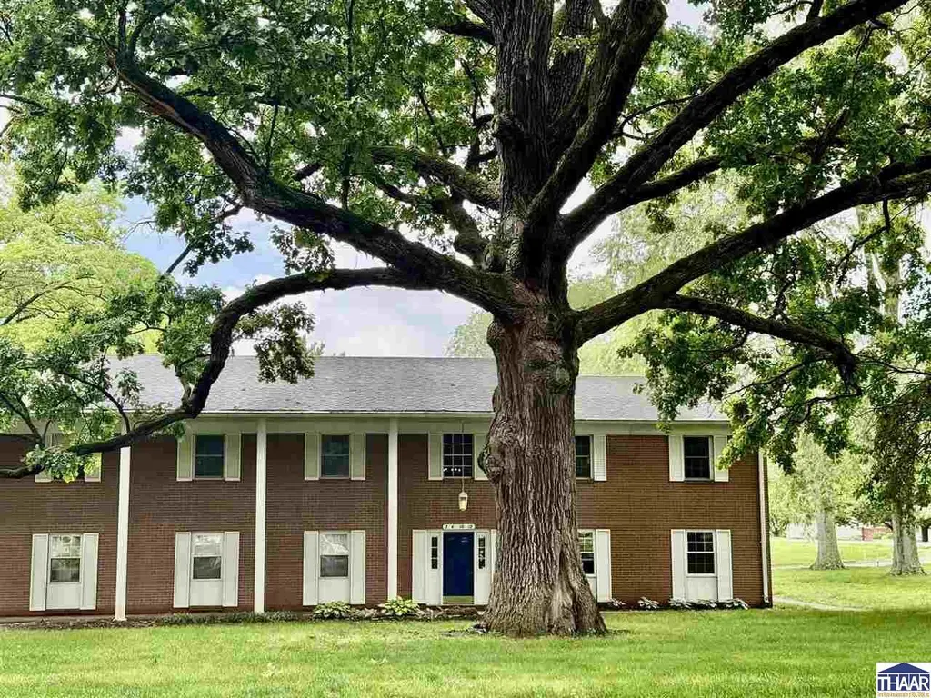 4 Heritage Dr