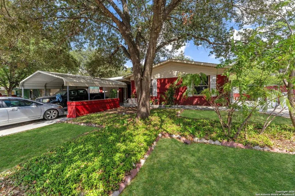 4219 Moana Dr