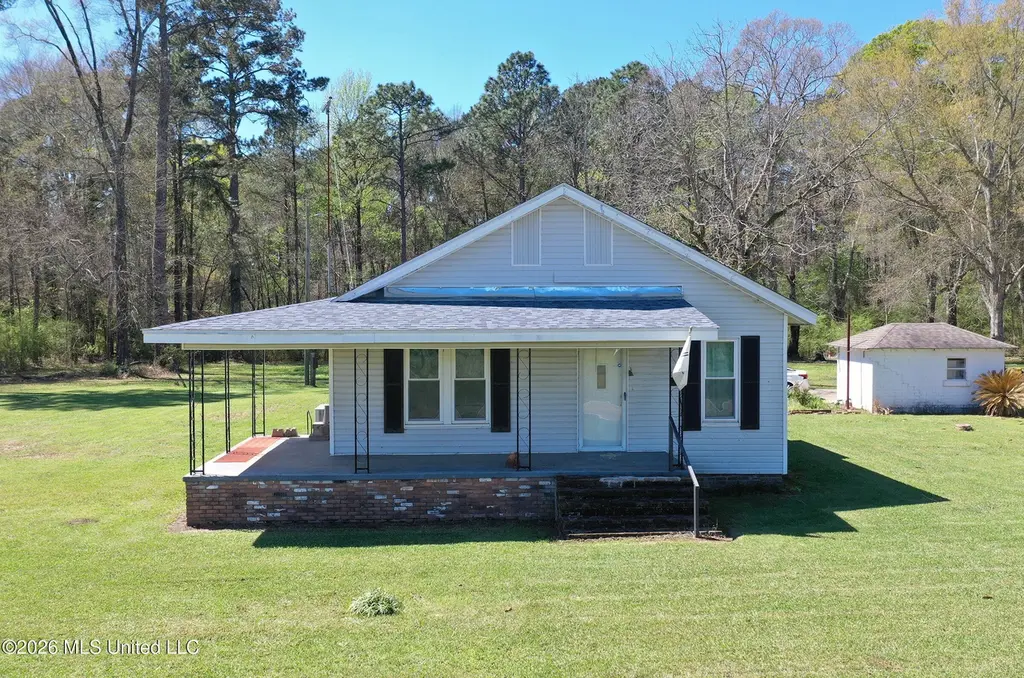 3112 W Highway 98
