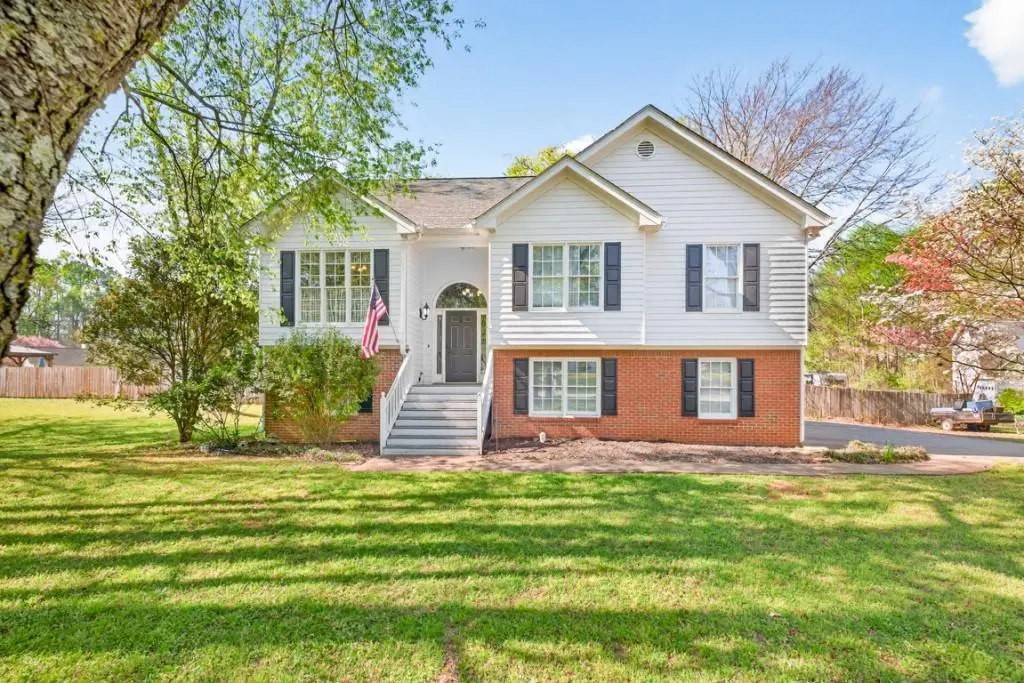 69 Siding Ln