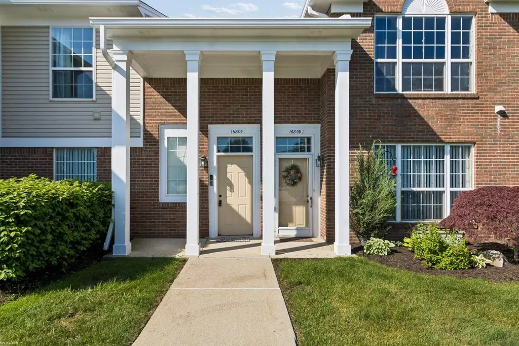 16805 Carriage Way #23