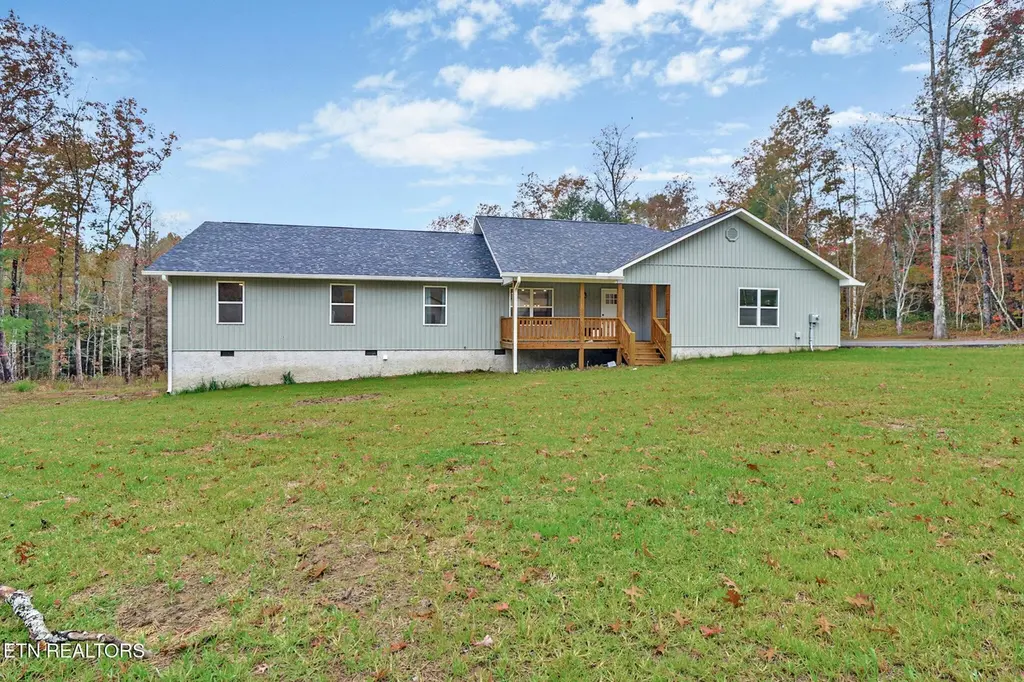 172 Creekview Ct