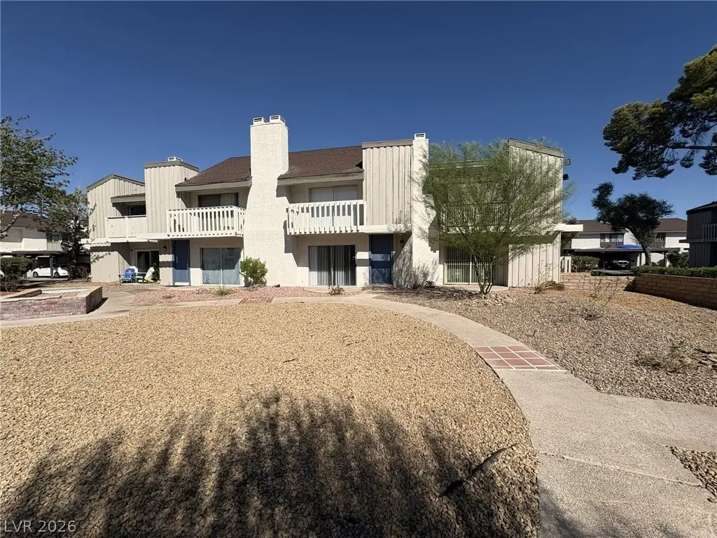 528 Delfern Ln