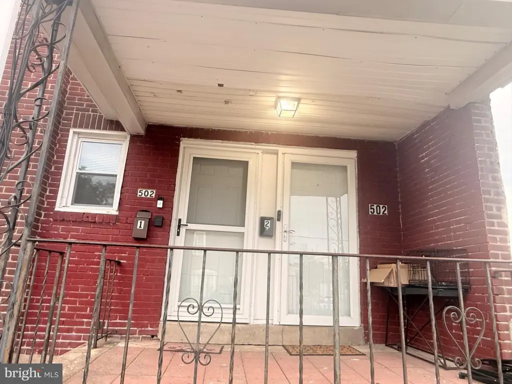 502 W 10th