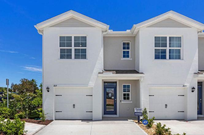 4374 Butterscotch Cir