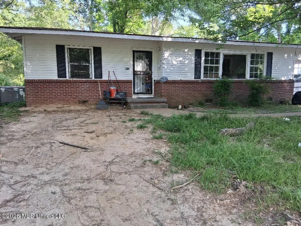 3960 Oaklawn Dr