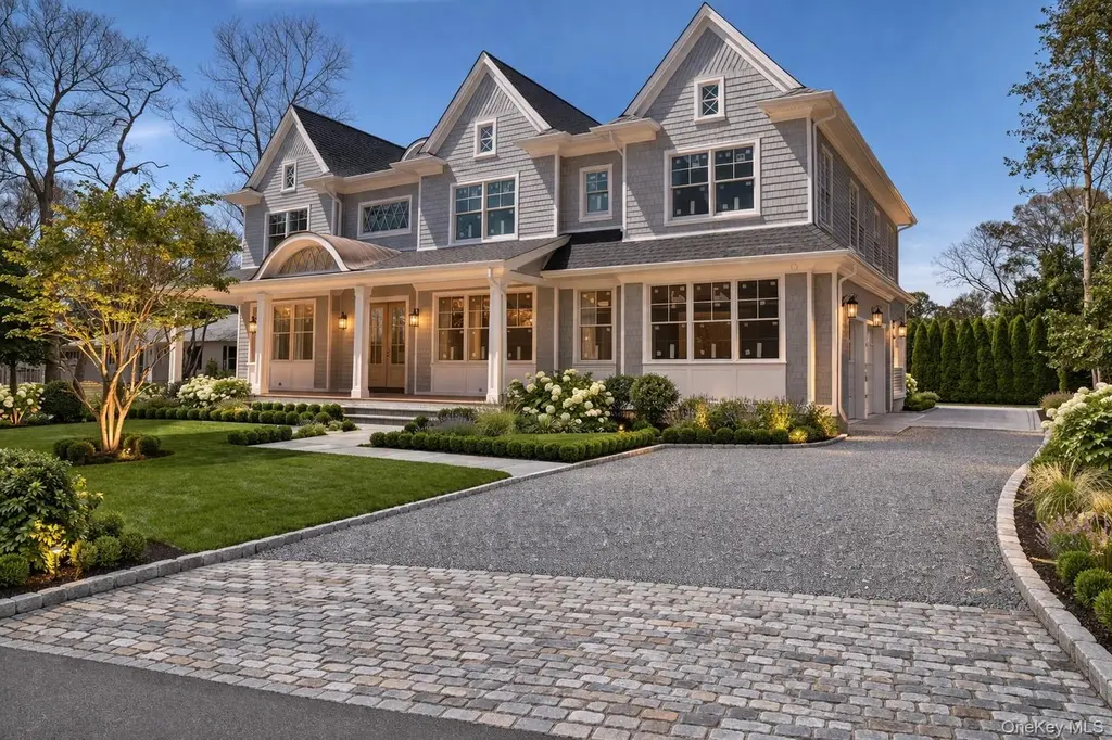 97 Aspatuck Rd