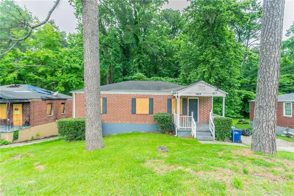 2817 Burton Rd NW