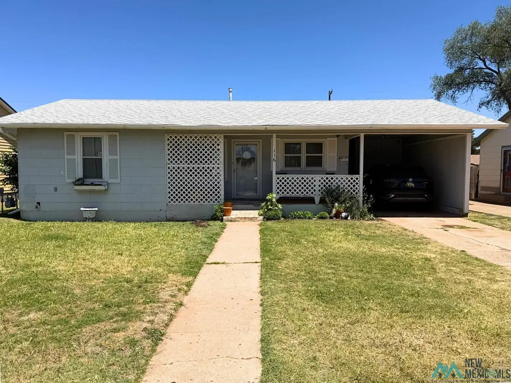 116 E Manana Blvd