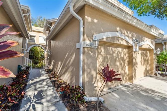 24797 Lakemont Cove Ln #202