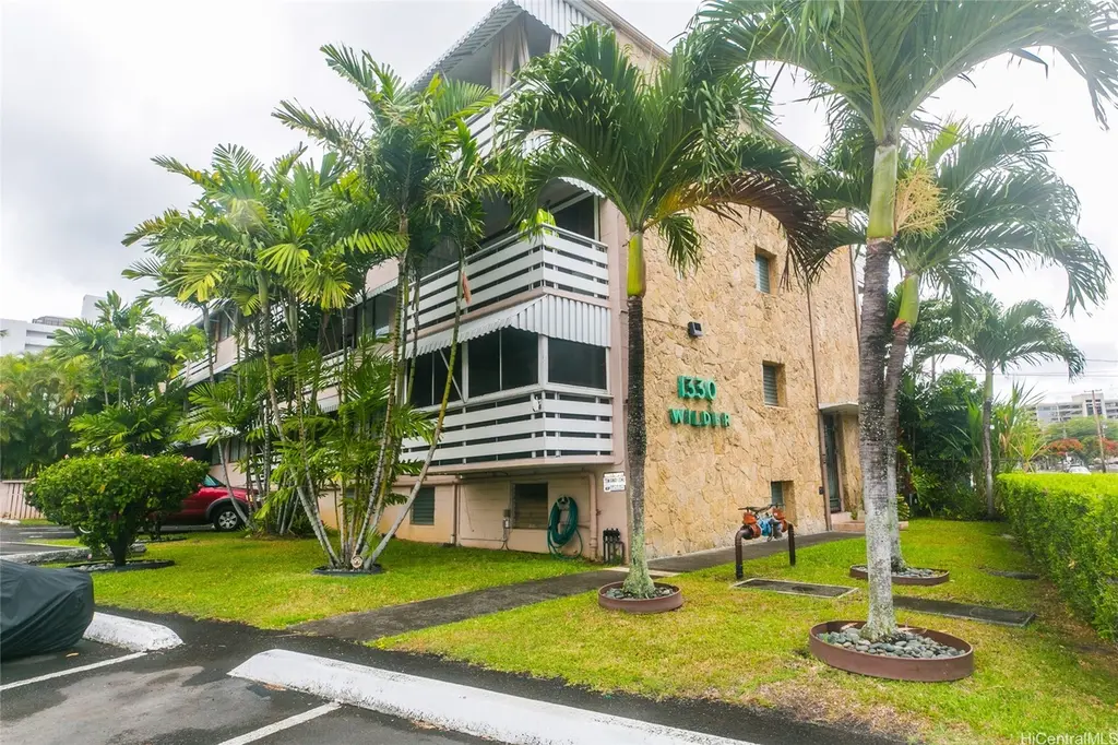 1330 Wilder Ave #212