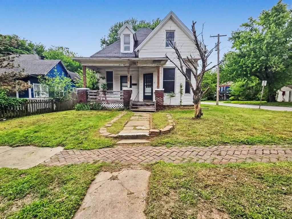 503 S New Ave