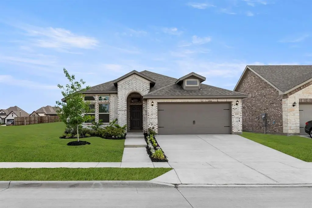3233 Timineri Ln