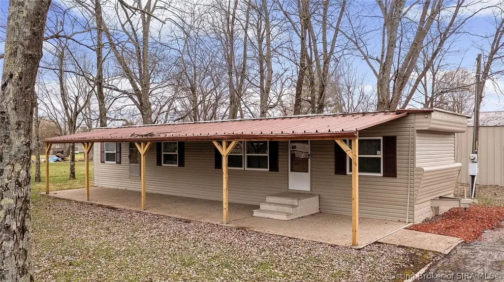 19515 Lakeview Dr