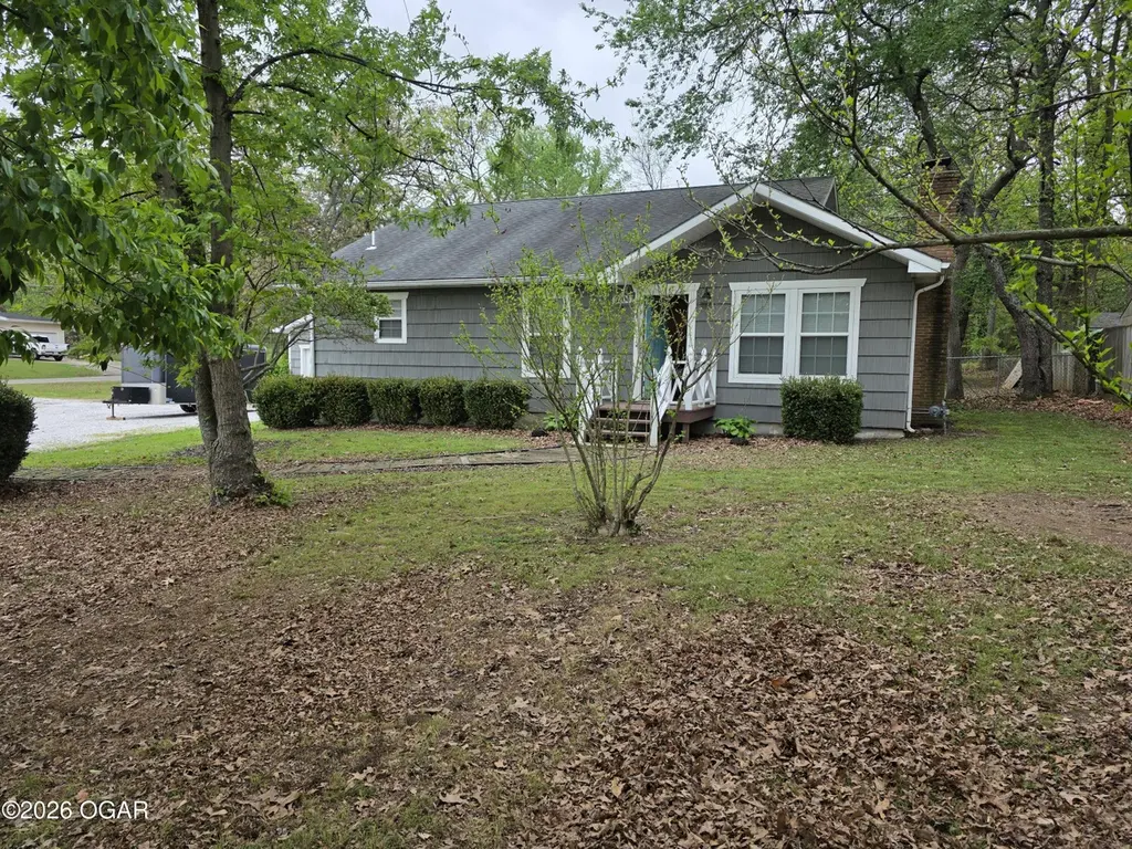 3204 Silver Creek Dr