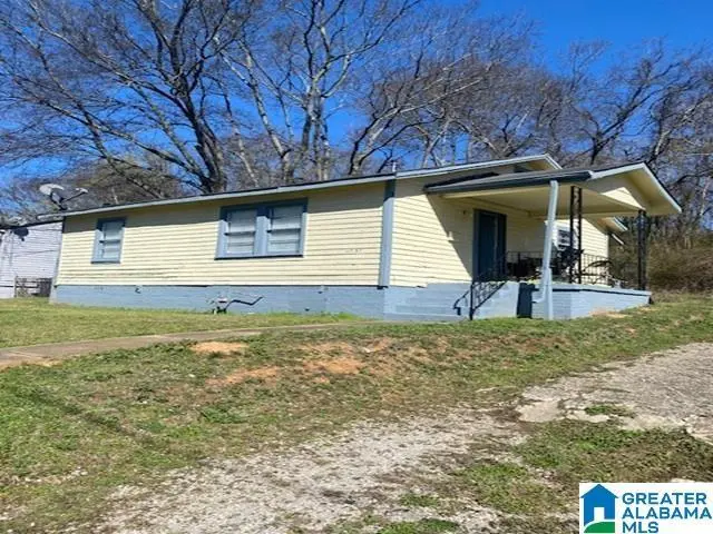 4537 40th Pl N
