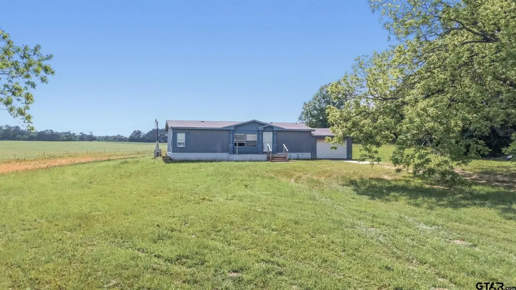 21550 Hwy 64 E