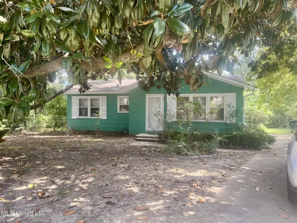 122 Weir Ct