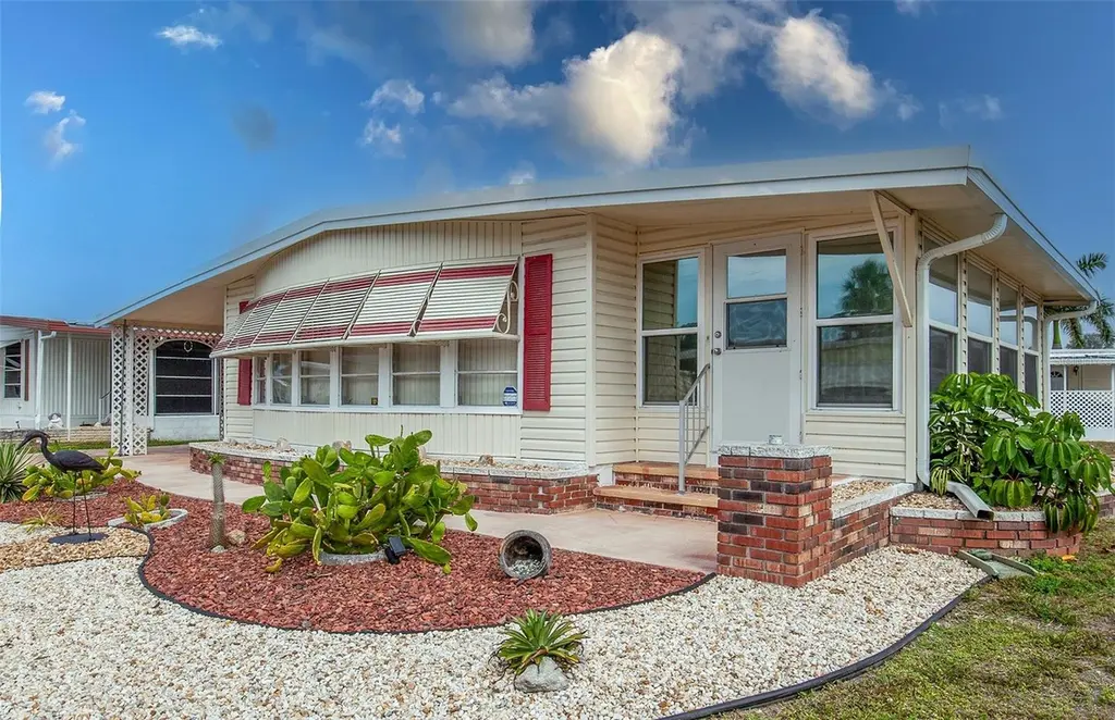 878 Jolanda Cir