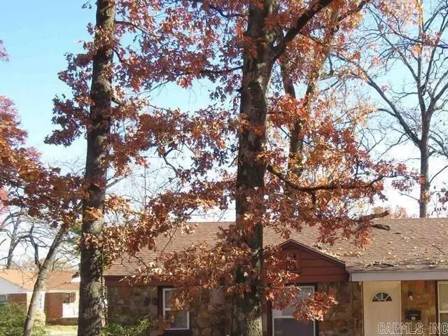 1401 S Harrison