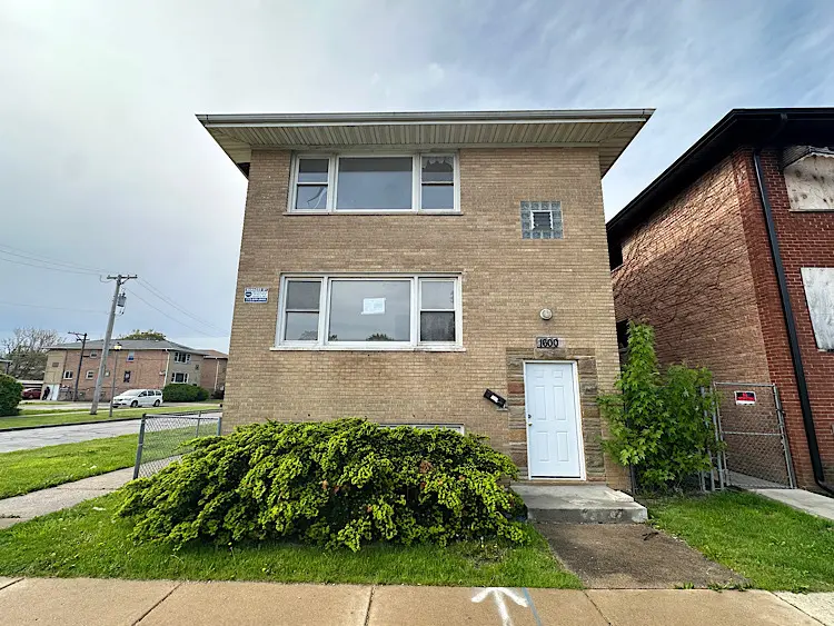 1600 Madison St