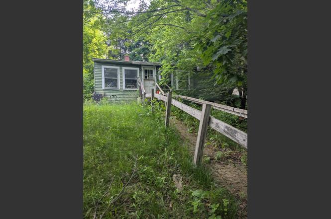 48 Prospect St