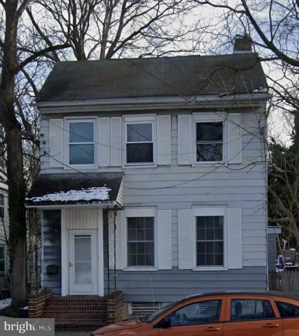 294 E Broadway