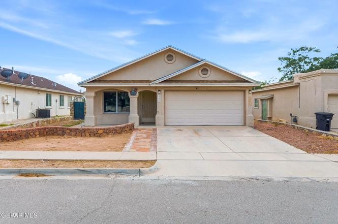305 De Stefano Ln