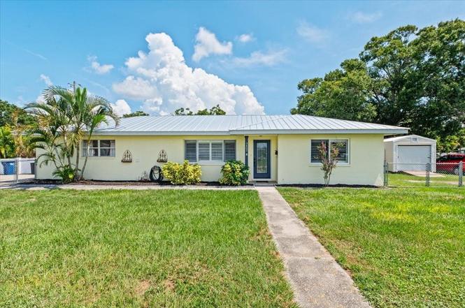 3402 15th Ave W