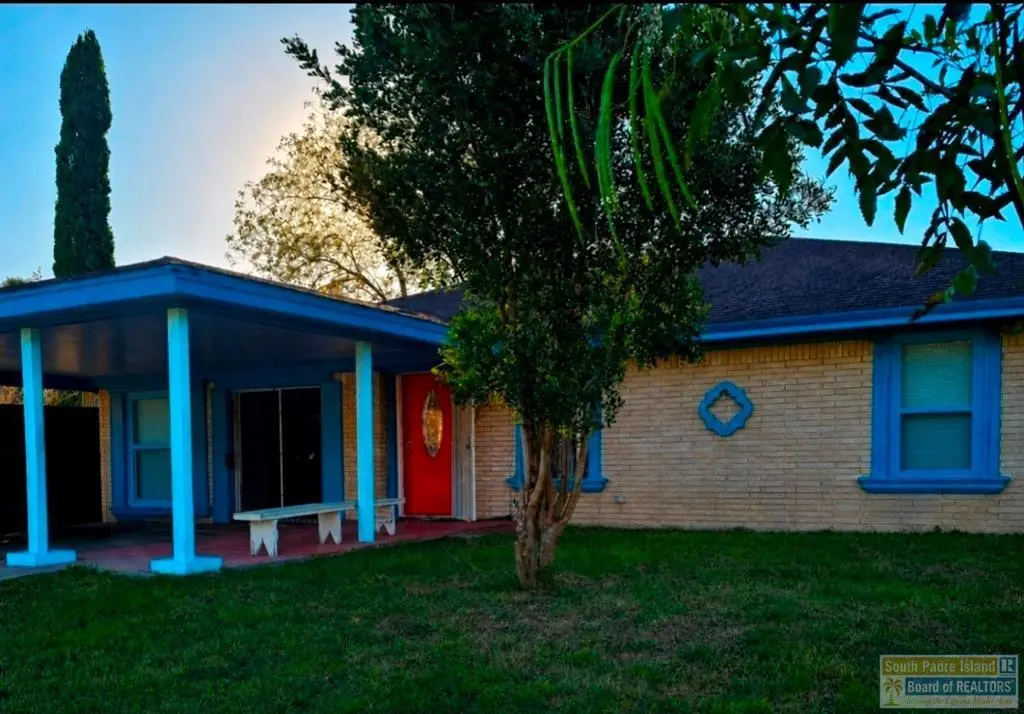 94 Laura Ln