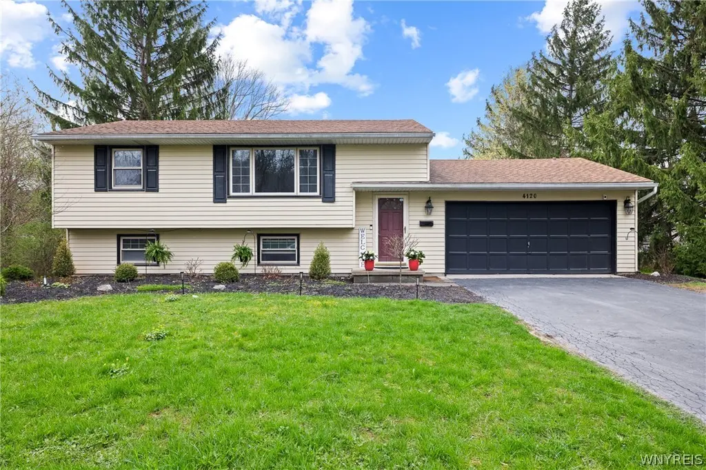 4120 Heather Dr