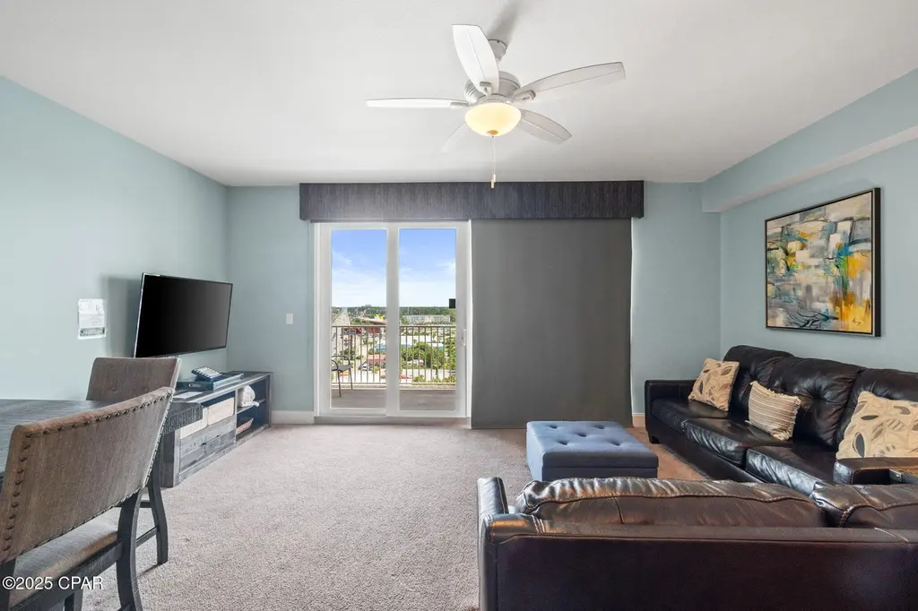 9902 S Thomas Dr #936