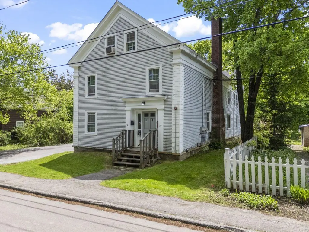 30 Chestnut St