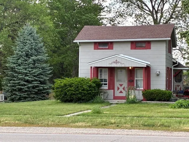 704 W Grant Hwy