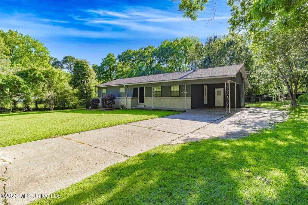529 Wolcott Cir