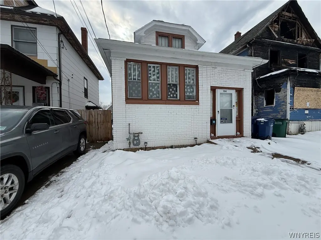 124 Newfield St