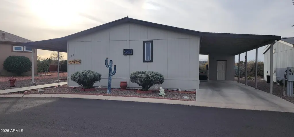 2501 W Wickenburg Way #172