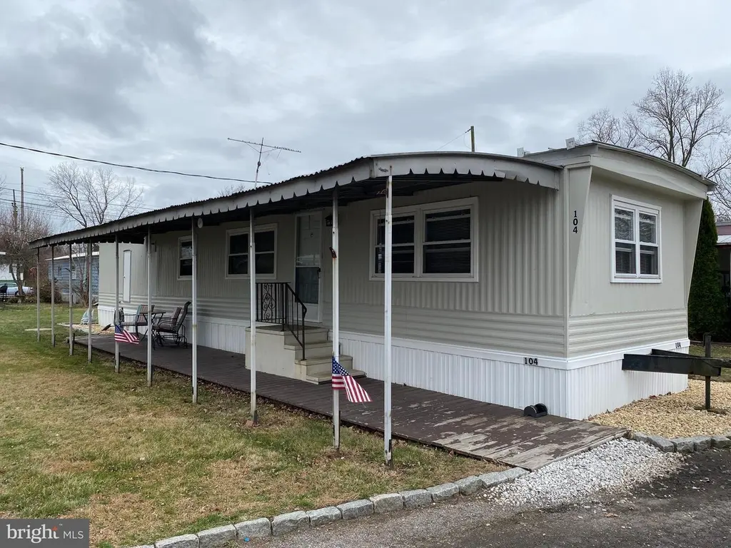46 Jones Rd #104