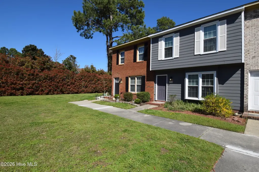 105 Concord Dr Unit B