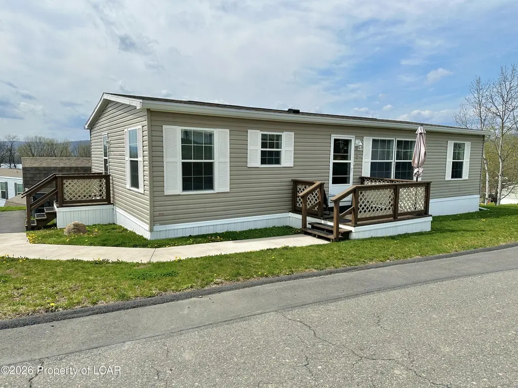 289 Park Dr