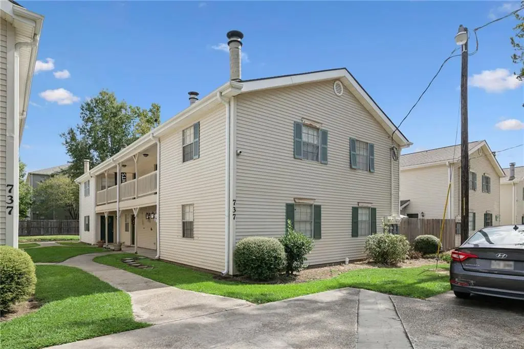 737 Heavens Dr #7