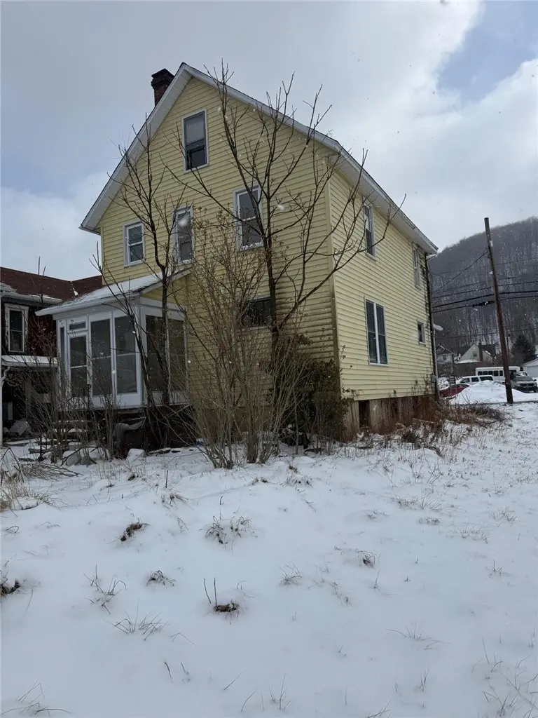 129 Cooper Ave