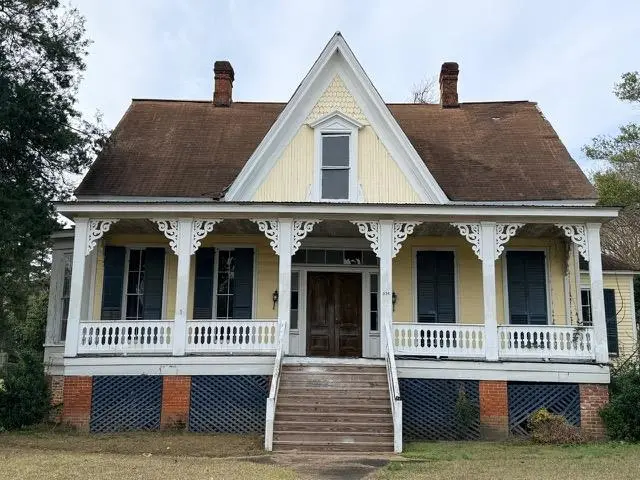 334 Sanford Ave