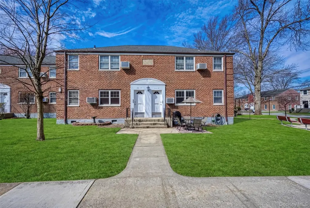 253-12 60th Ave
